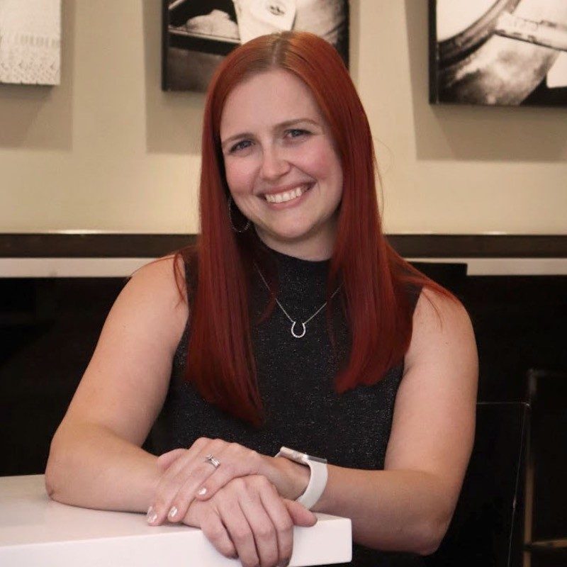 Laura Phillips headshot
